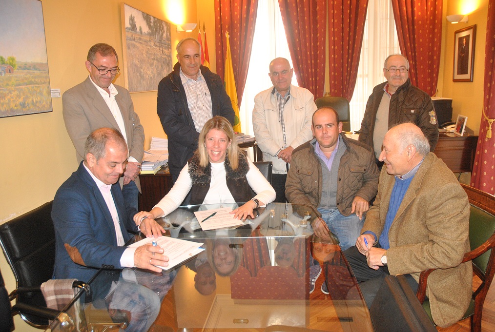 Firmado un convenio de colaboración para la cesión de espacios de la Ermita de San Isidro
