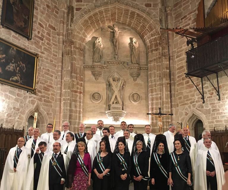 La Iglesia de San Andrés acoge la Investidura Extraordinaria de nuevos Caballeros y Damas de la Real Asociación Caballeros del Monasterio de Yuste