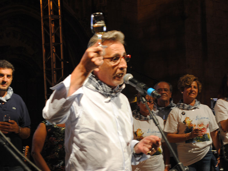 El alcalde de Valdepeñas inauguró las LXIV Fiestas del Vino brindando “por la vida”