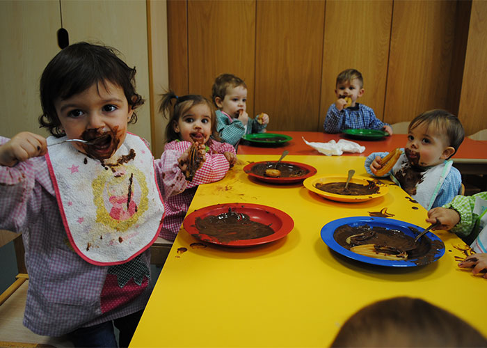 Gran chocolatada navideña en la Escuela Infantil Municipal de Cachiporro