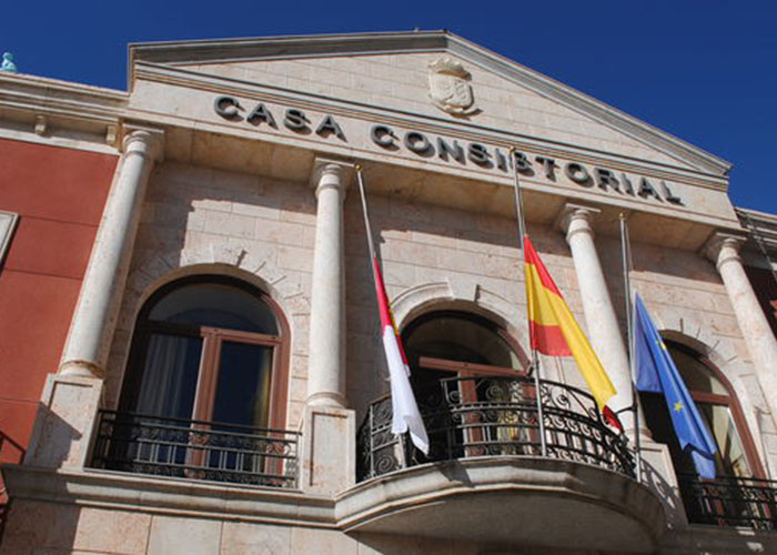 El Ayuntamiento de Valdepeñas se teñirá de azul con motivo del Día Mundial del Autismo