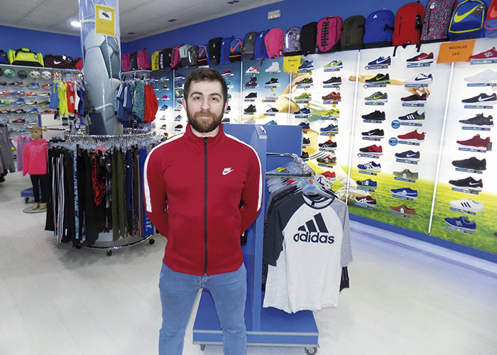 Atmósfera Sport La Solana: “Tu tienda de deportes”