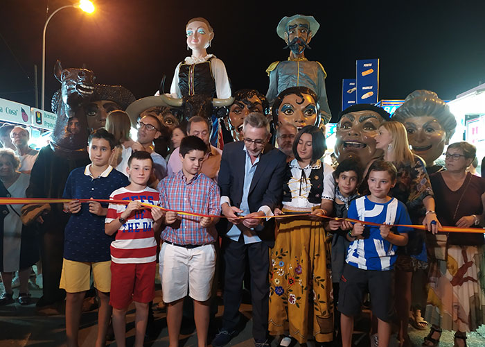 Jesús Martín anima a todos a volver a la infancia en la inauguración de la Feria de Agosto de Valdepeñas