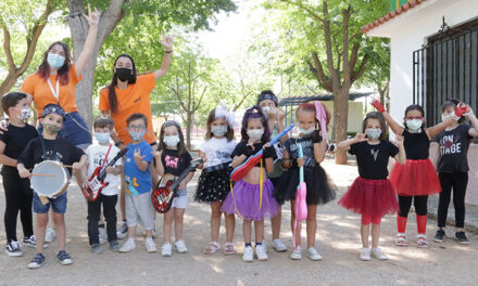 Niños y niñas de 4 a 14 años disfrutan de un sinfín de actividades en Campamento urbano y Pequeverano