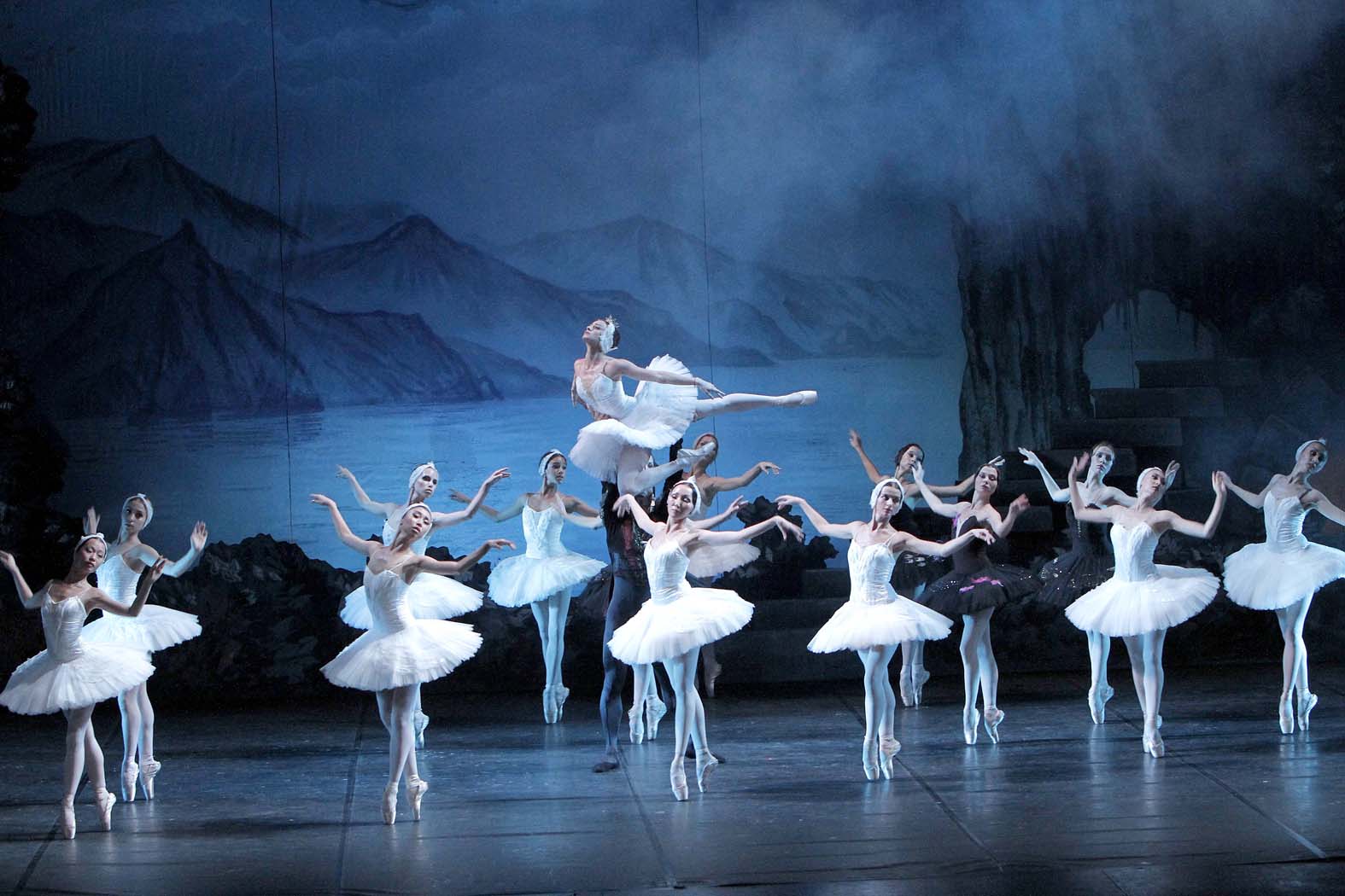 “El lago de los cisnes” llega a Valdepeñas de la mano del Russian National Ballet