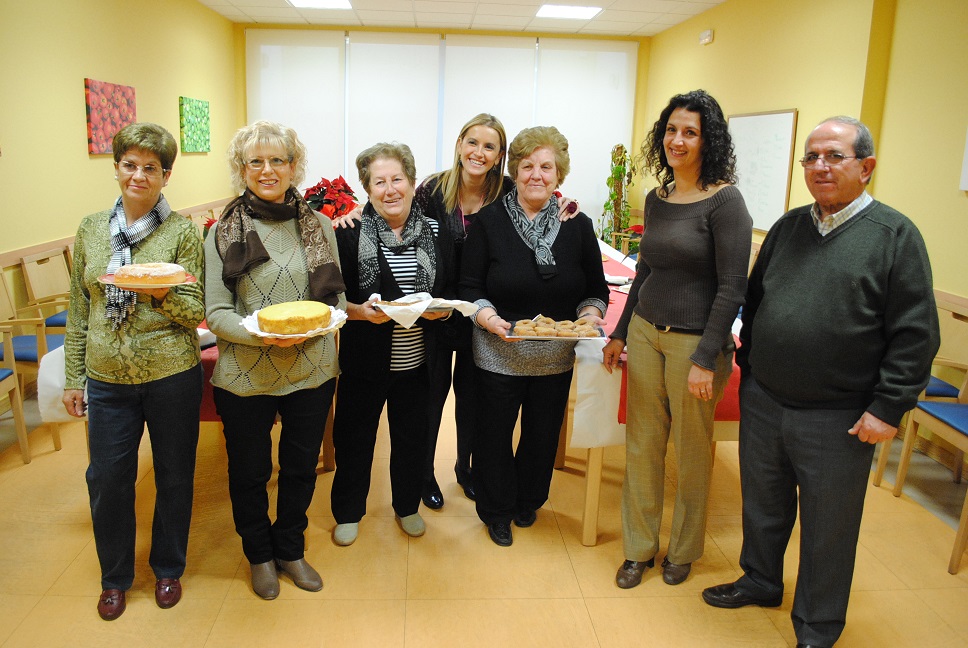 La Escuela Infantil de Cachiporro y el Centro de Mayores del Lucero celebran la Navidad
