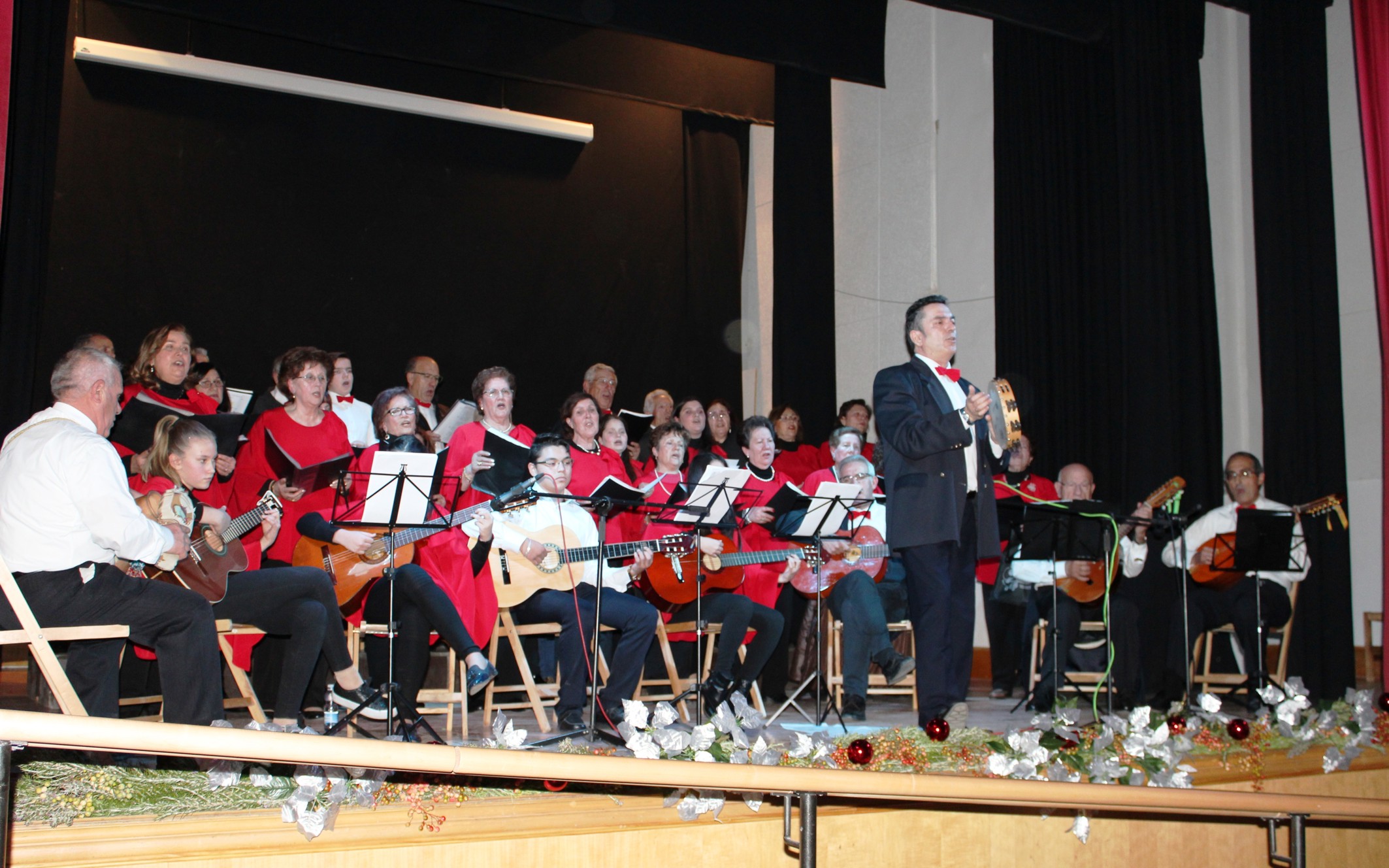 Los villancicos protagonizaron el concierto de la Coral ‘Mentesa’ en Villanueva de los Infantes
