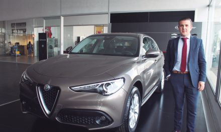 Serviauto ya admite pedidos del Alfa Romero StelvioFirst