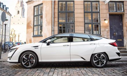 Honda Clarity Fuel Cell 2017