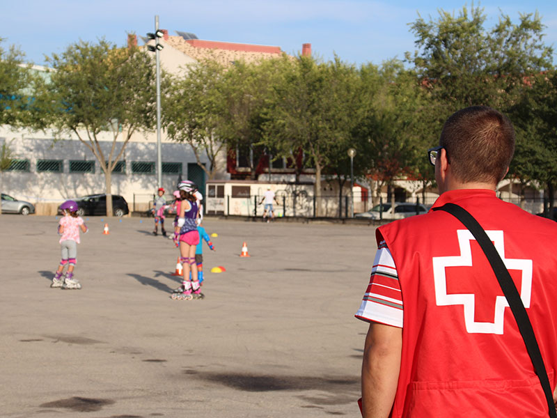 Cruz Roja organizó una jornada de patinaje con motivo de la Semana de la Movilidad