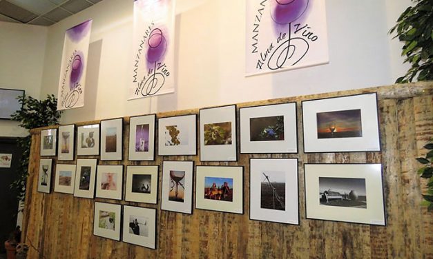 Concursos de fotografía, decoración de copas y escaparates para ‘Manzanares, Alma del Vino’