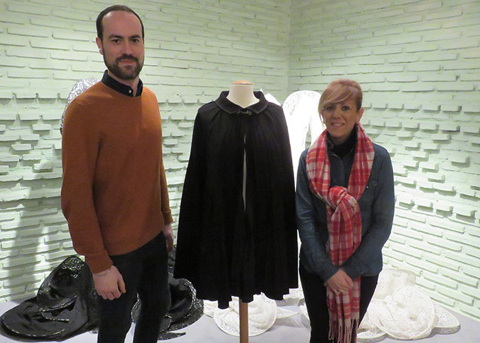 El Museo Manuel Piña recibe la donación de “una joya icónica” del diseñador