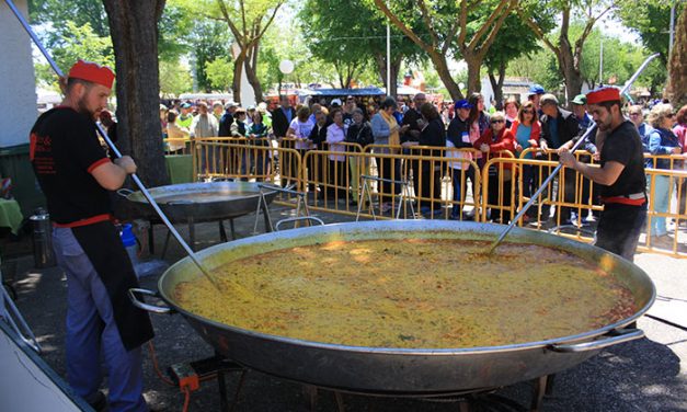 Concierto, chocolatada solidaria y paella popular en la romería de San Isidro