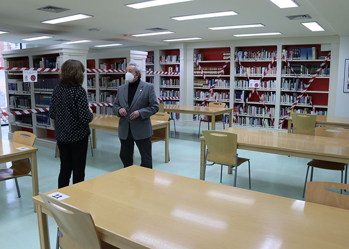 Reapertura de la sala de estudio de la biblioteca de Manzanares