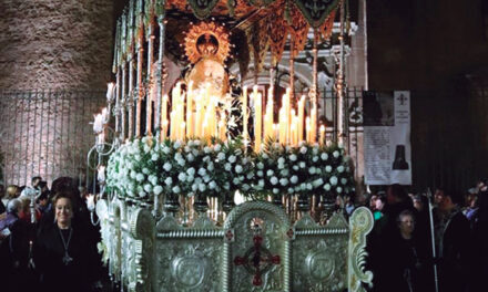 Hermandad de la Santísima Virgen de los Dolores de Manzanares, fundada hace 77 años única y exclusivamente por mujeres apasionadas del arte religioso y la imaginería