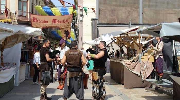El XVIII Mercado Medieval y la música visten el mes de agosto en Valdepeñas