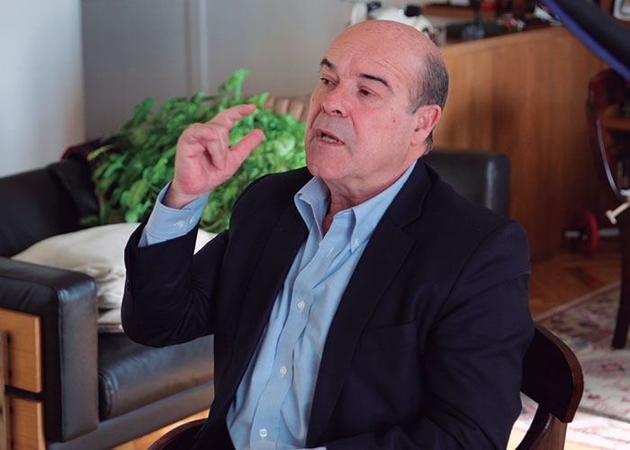 Antonio Resines, un gran actor que disfruta de su trabajo: “Los papeles dramáticos en general, me traen grandes satisfacciones”