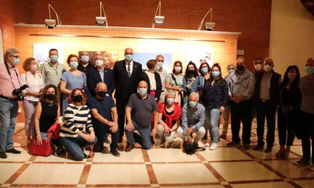 La asociación ‘Amigos de Paco Boni’ inaugura su VII exposición colectiva