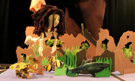 El teatro infantil de títeres ‘Libro de aventuras (vencer al monstruo)’, el domingo 2 en el Auditorio Inés Ibáñez Braña