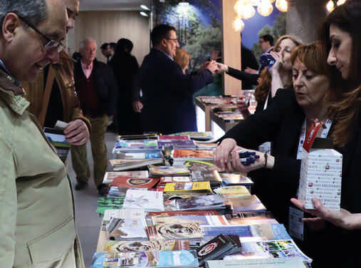 Abracemos a Fitur