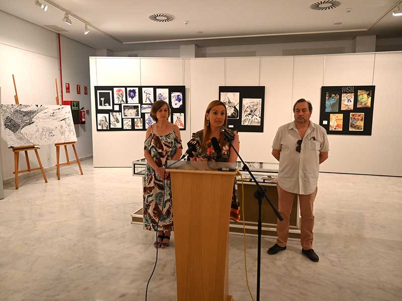La visión del arte de los jóvenes se muestra en La Confianza en la VIII exposición de ‘BalbuenArte’ en Valdepeñas