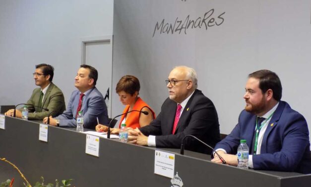 La ministra Isabel Rodríguez inaugura la 60 edición de FERCAM en Manzanares