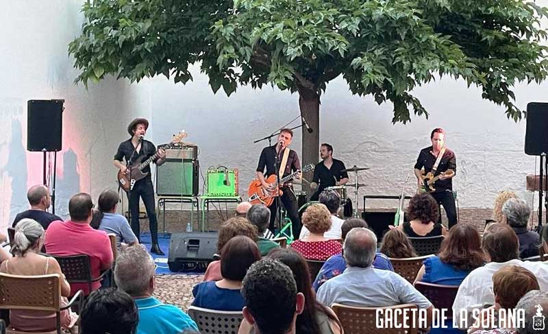 ‘Rockola Circus’ rindió homenaje al mejor pop-rock de los 80 y 90