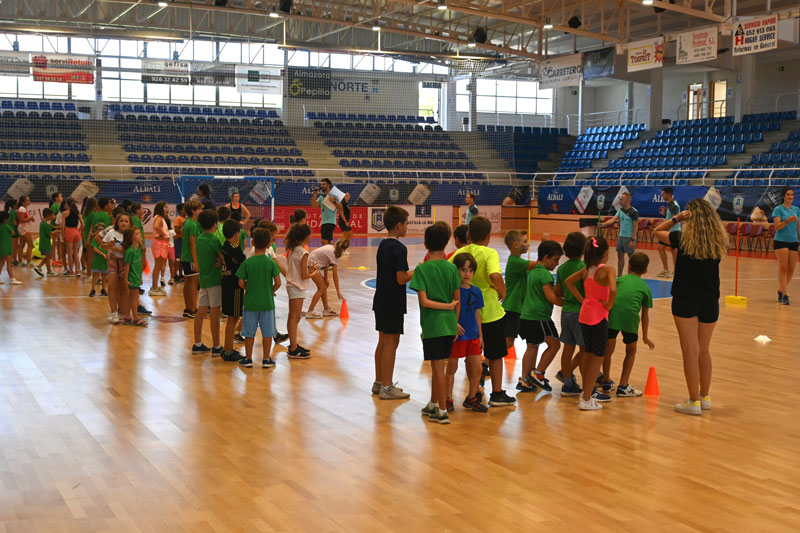 Los Campus Polideportivos Municipales de Valdepeñas concluyen con 560 niños y niñas participantes