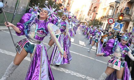 <strong>Valdepeñas convoca el XLI Concurso Regional de Carrozas y Comparsas para el Carnaval 2023</strong>