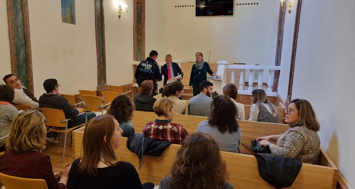 <strong>Valdepeñas amplía la formación de 230 empleados y empleadas municipales con diversos cursos</strong>