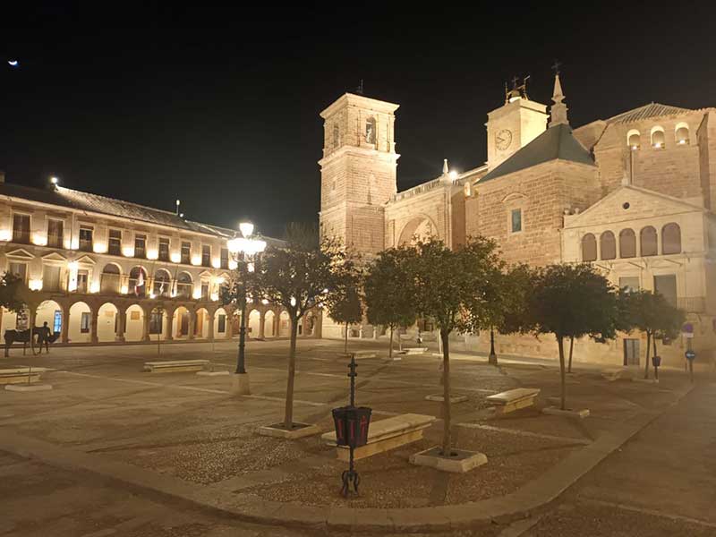 El Ayuntamiento de Infantes apuesta por la eficiencia energética en el alumbrado ornamental del casco histórico