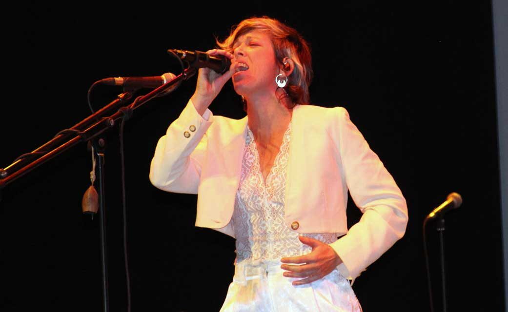 Karmento: «Mis canciones saben a chuleteo, a migas, y romero»