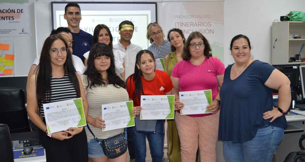 Ocho personas se forman en Valdepeñas en un curso de movilización de pacientes