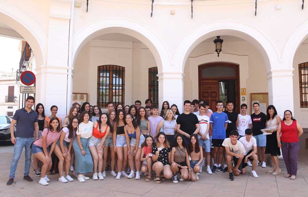122 jóvenes de Manzanares disfrutarán este verano del Carné VIP