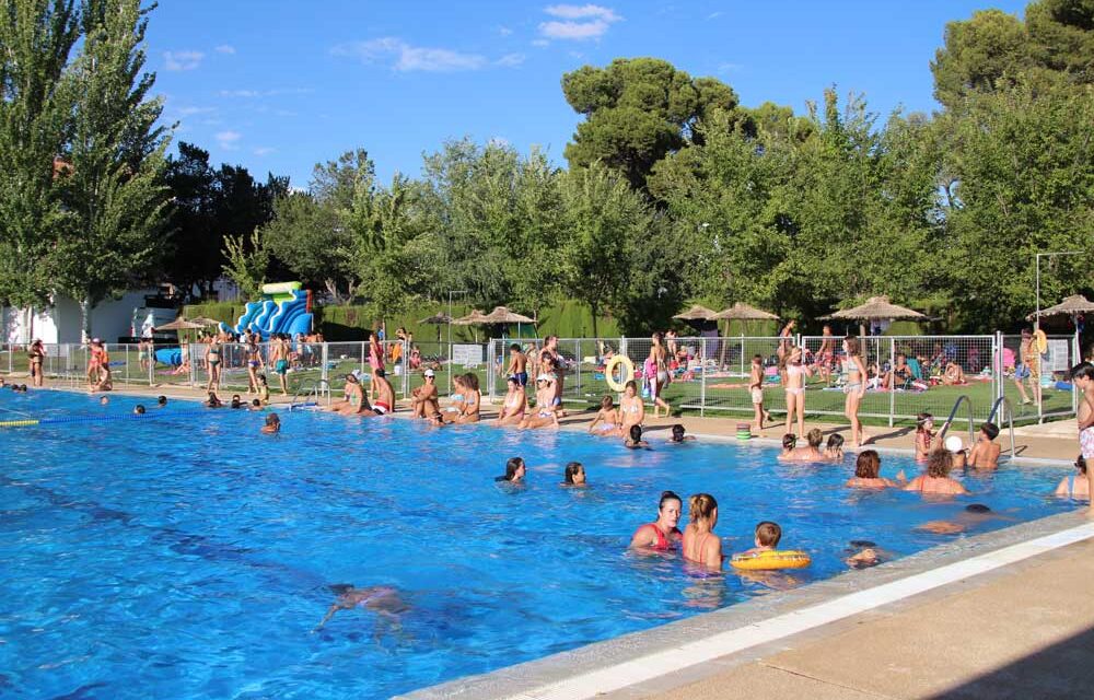 Veinte mil bañistas y un fin de fiesta masivo