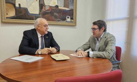Primer encuentro de Julián Nieva con el nuevo presidente de la Cámara de Comercio de Ciudad Real