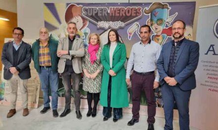 La exposición ‘Súper Héroes’ de Laborvalía llega al Centro Cultural La Confianza