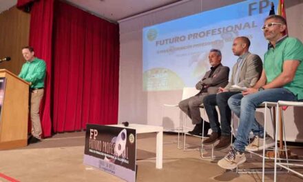 Jesús Martín destaca la FP como “herramienta del conocimiento para encontrar un empleo”
