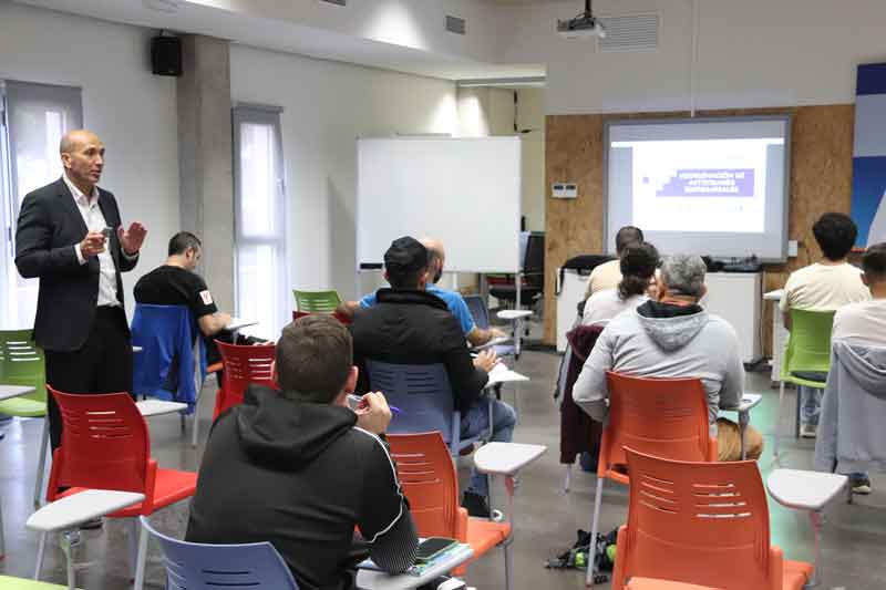 Un curso como llave para trabajar en instalaciones renovables