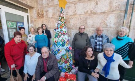 El Centro de Mayores del Lucero presenta sus actividades de Navidad contra la soledad