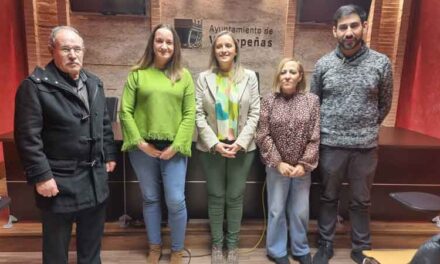 El XXVII Festival de Villancicos de Valdepeñas recauda 1.692 euros para APAFES