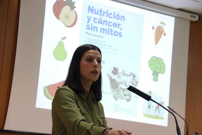 La doctora Martínez desmiente los mitos más extendidos sobre la nutrición y el cáncer