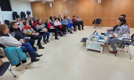 Los clubes de lectura de Manzanares rompen barreras