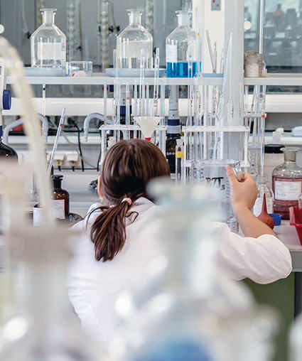 120 años de Farmacéuticas, Innovación y Ciencia