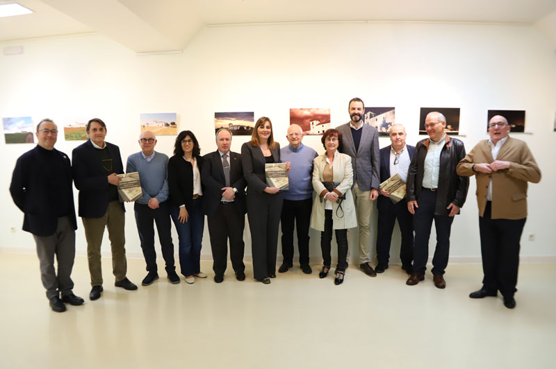El Zaque aborda la historia de los cementerios de Manzanares en un libro coral