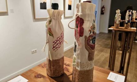 Arte en bolsas, fotografía, música y relato corto maridan en las Jornadas ‘Alma del Vino’