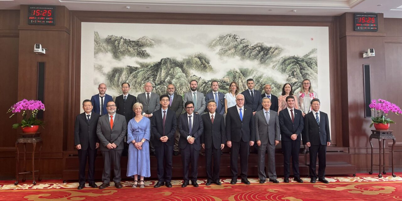 Desde Pekín, Julián Nieva valora como “muy positivo” su viaje institucional a China