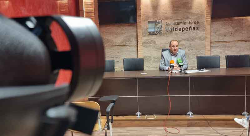 Valdepeñas lanza una oferta de empleo público de 19 plazas