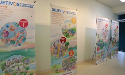 La biblioteca acoge la exposición ‘ODS. Un futuro en común’