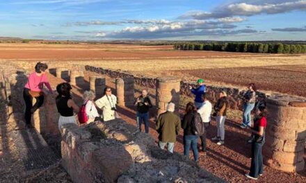 Los creadores de contenido de Sabor Quijote descubren el patrimonio arqueológico de Villanueva de los Infantes